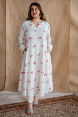 GAP Women Kurtas - Olive / Black