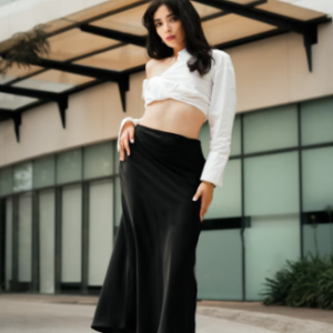 Levi's Women Skirts - Black / Beige