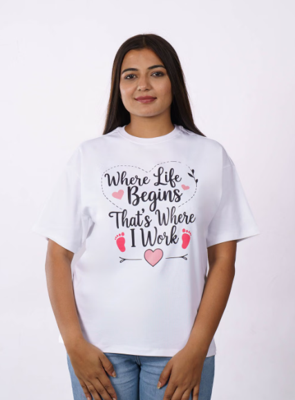 Levi's Women T-Shirts - Navy / Rose