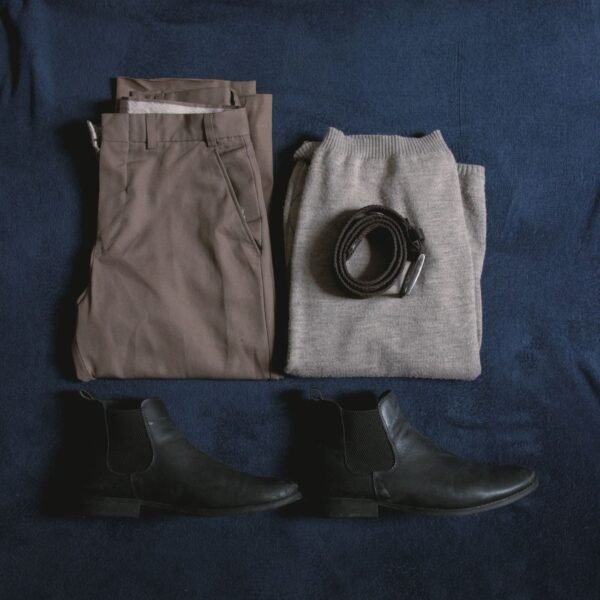 pexels-photo-33633245.jpeg Lee Men Trousers - Brown / Tan
